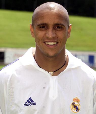 How tall is Roberto Carlos?